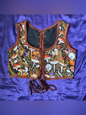 Size XL Mushroom Print Corset Style Bodice Top Front and Back Lacing